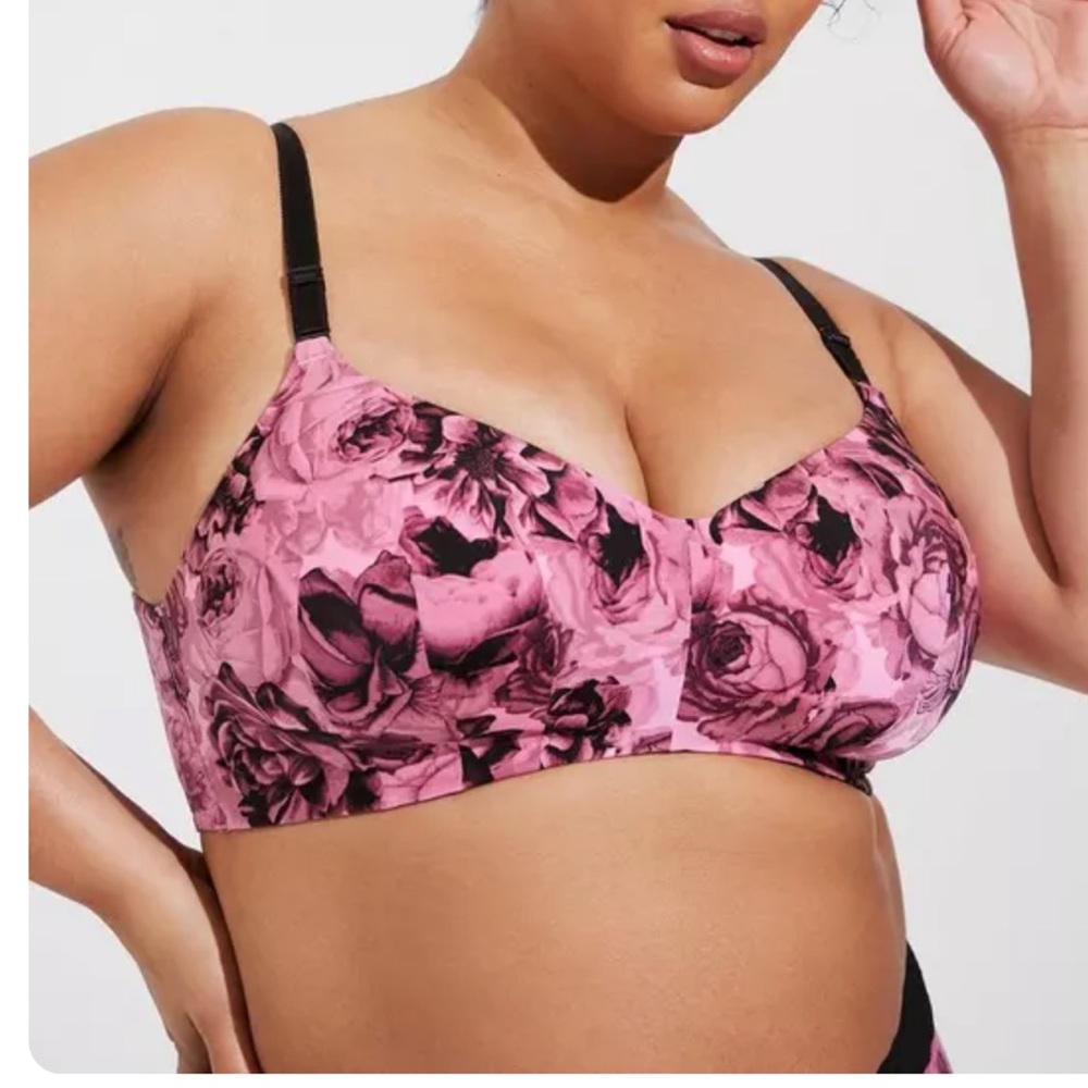 Floral TORRID Pink & Black Lightly Lined Back Smoothing Wire Free Bra 40G